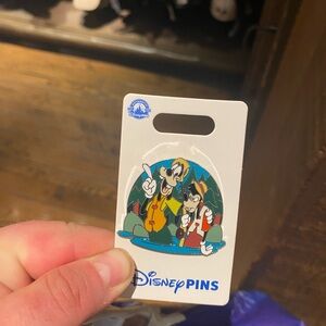 Disney Parks Pin 2024 A Goofy Movie Max & Goofy Fishing Perfect Catch OE BNWT